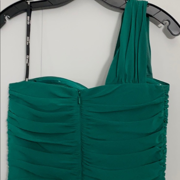 Dress - Picture 6 of 8